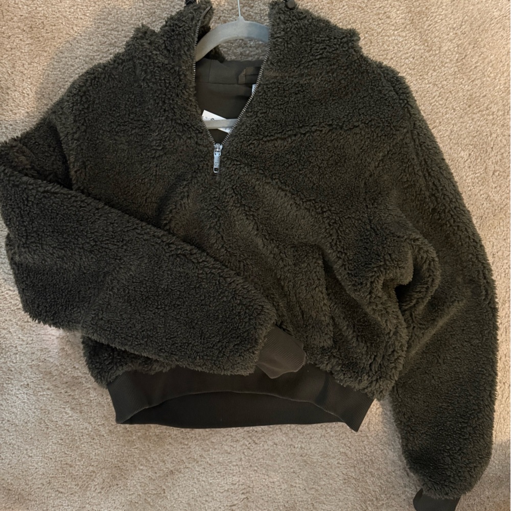 Lululemon Athletica Olive Sherpa Pullover